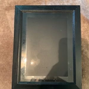 Hanging jewelry storage